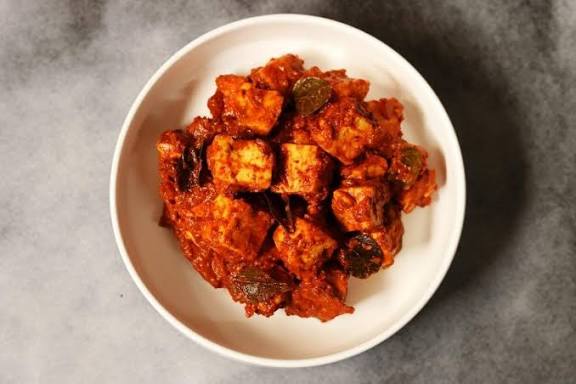 Pandumirchi Ghee Roast